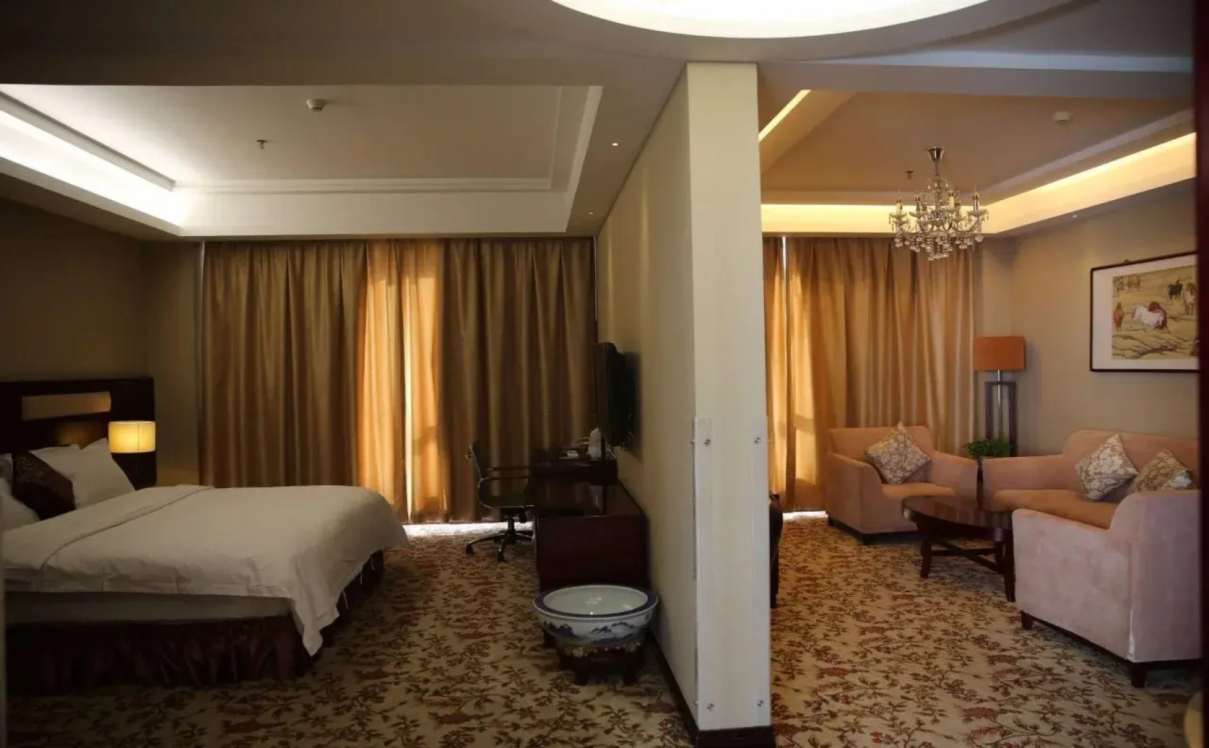 Yun Shui Guo Ji Da Jiu Dian