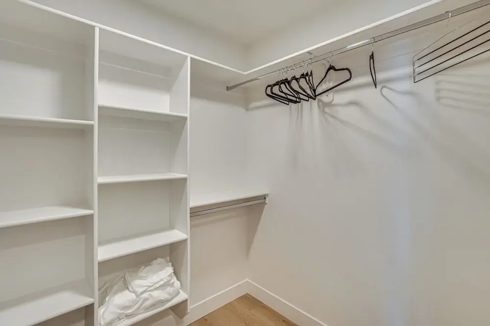 Built in 2025: Parowan Escape w/ Views!