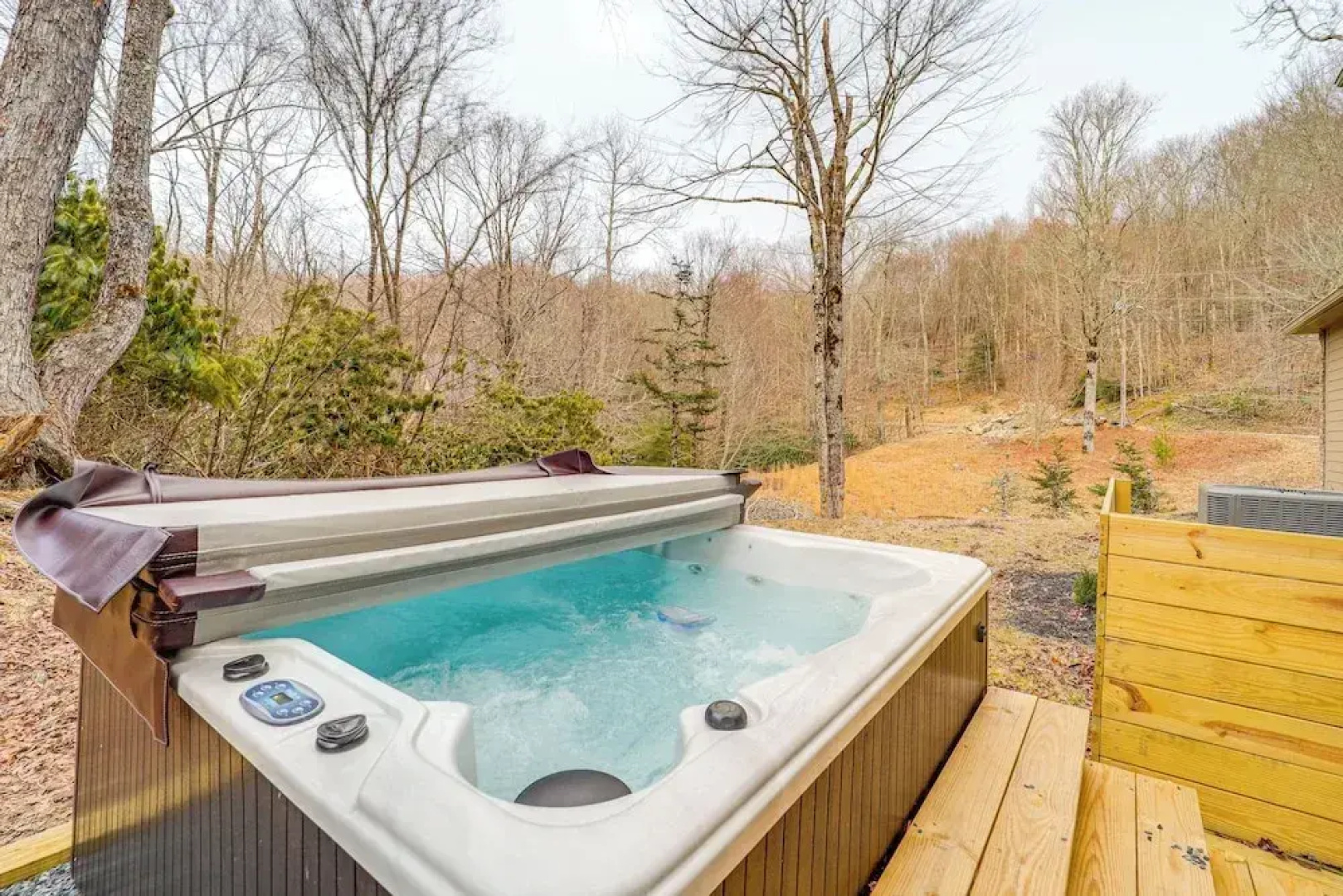 2 Mi to Beech Mtn Resort! 8,000-sq-ft Luxe Escape