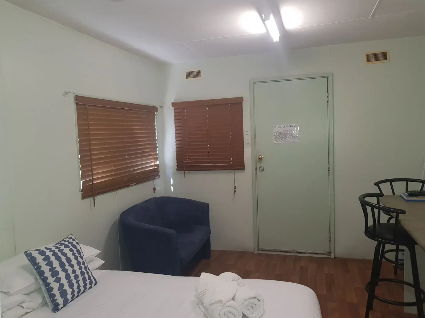 Riverside Tourist Park