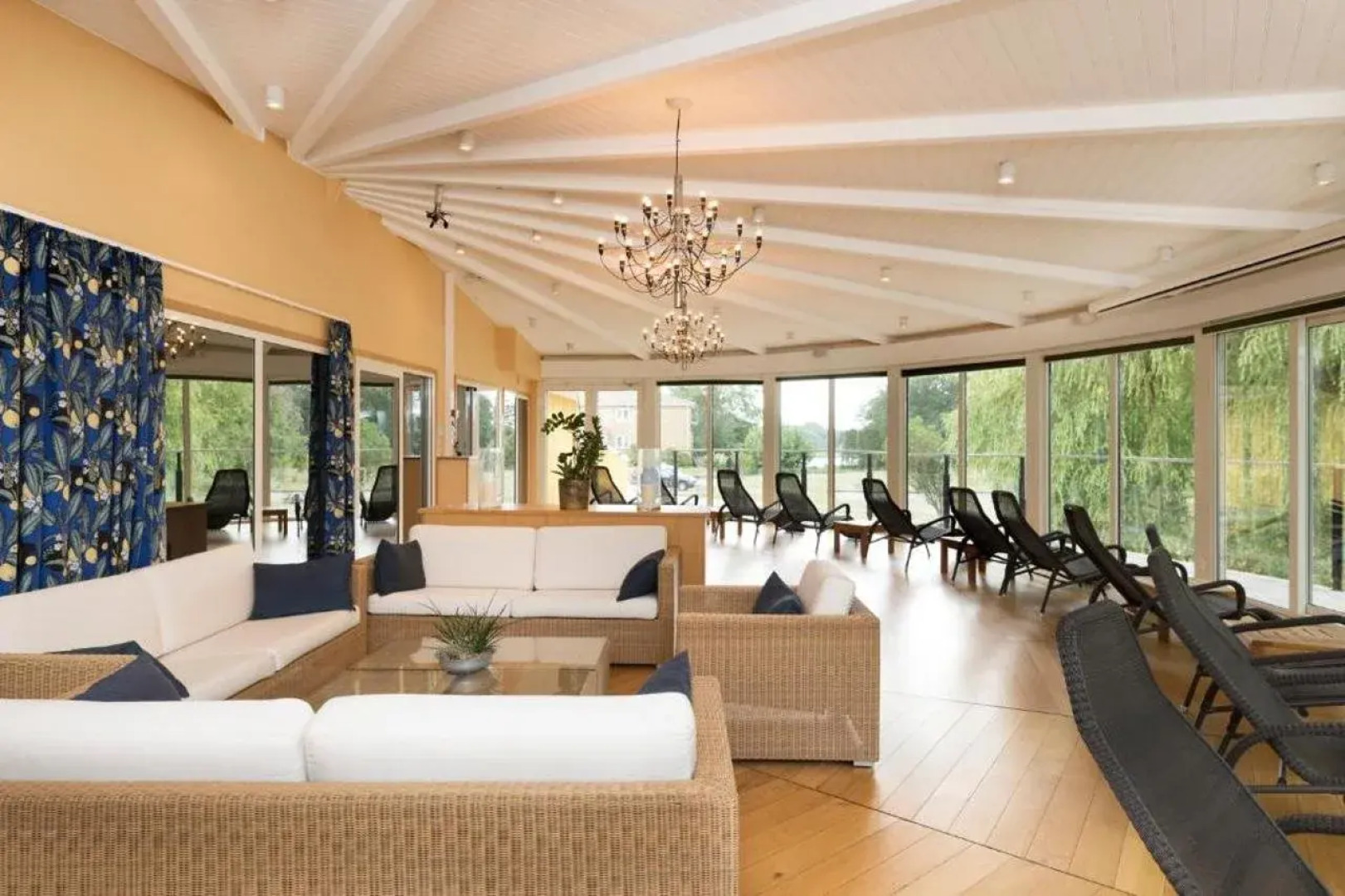 Ronnums Herrgård - Collection by Ligula