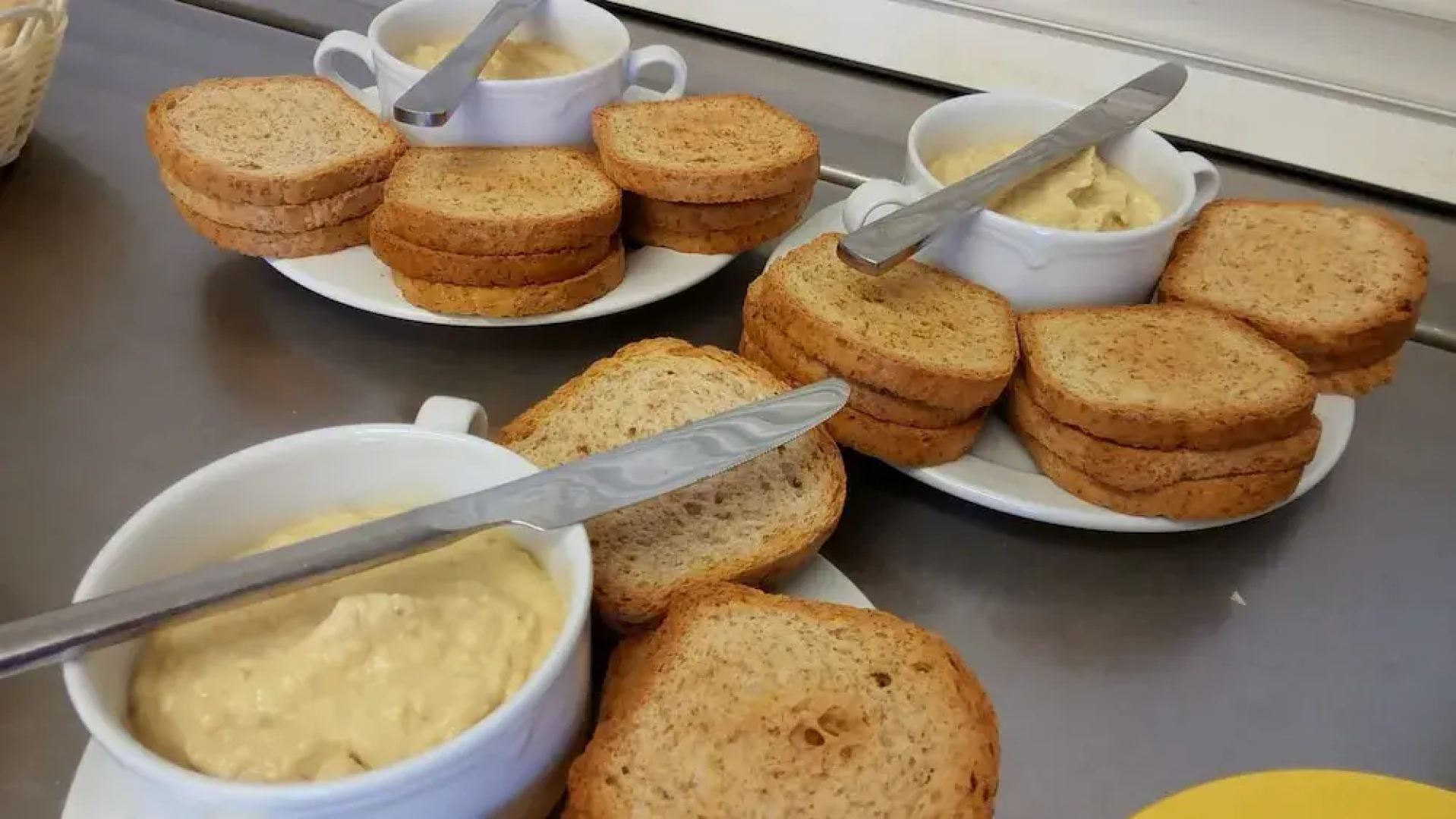 Alberg L' Auro - Hostel