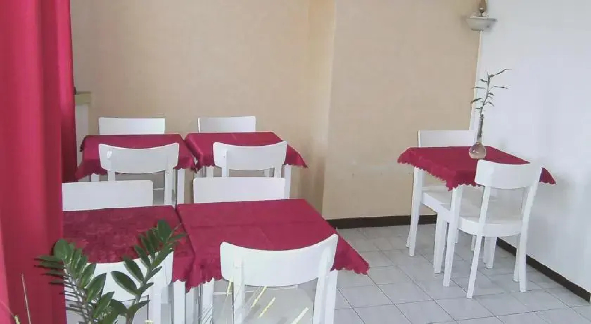 Hôtel Regia (ex - Hôtel du Rail)