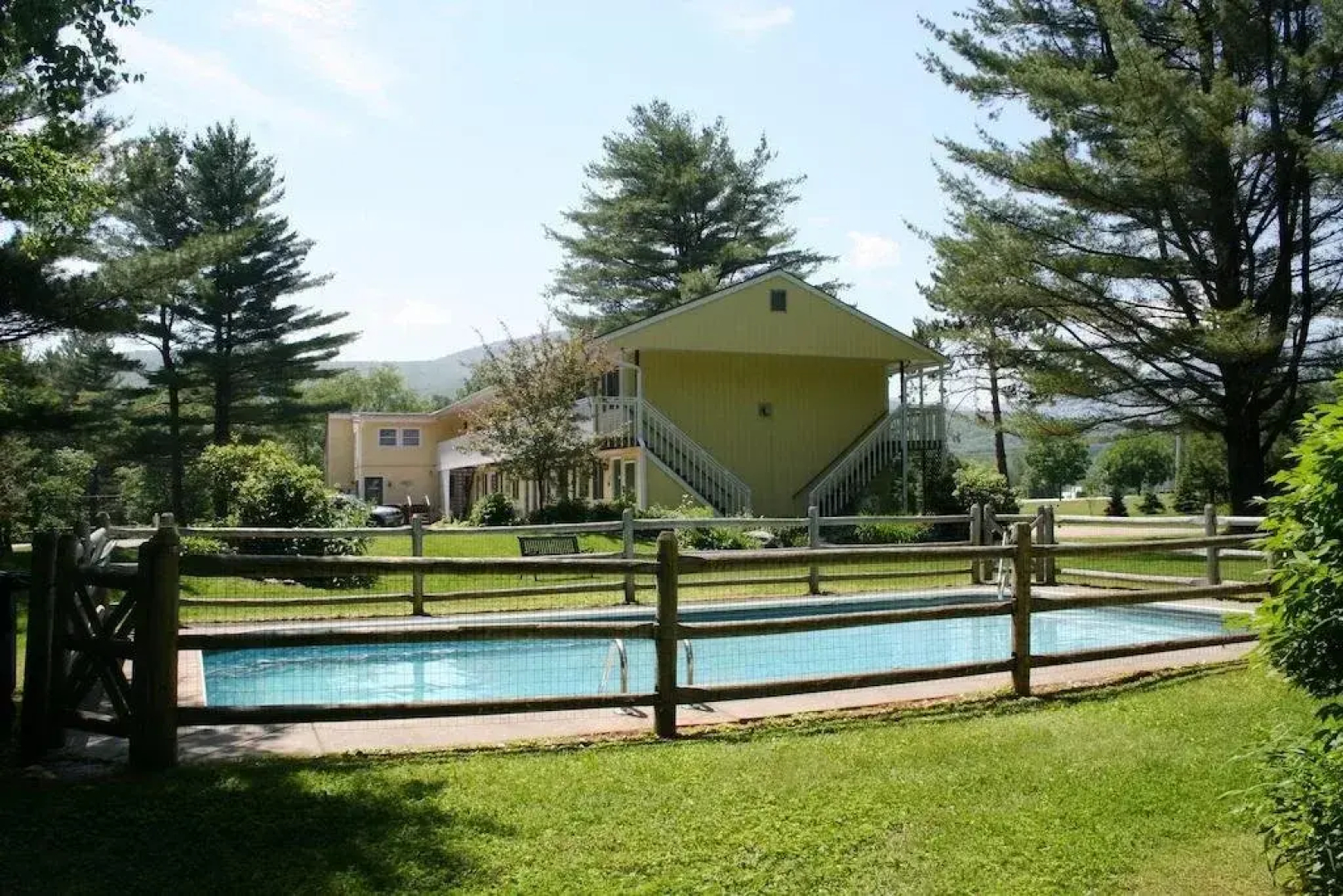 The Arbor Inn