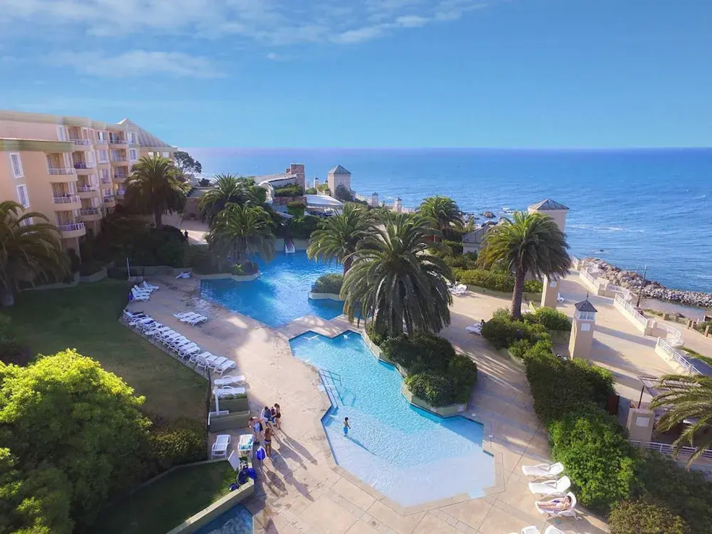 Hippocampus Resort & Club