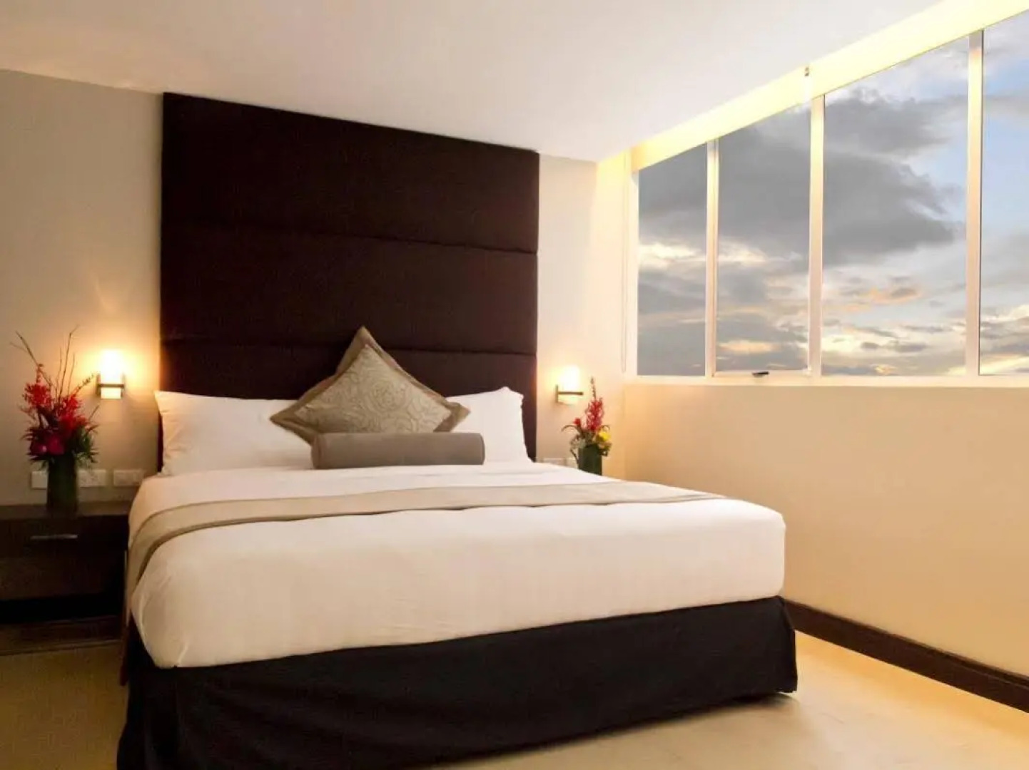 F1 Suites at Fort Palm Spring