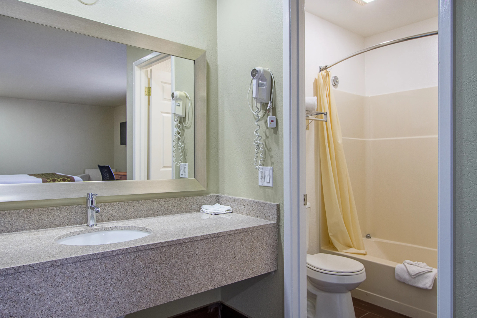 Motel 6 Ukiah, CA - North