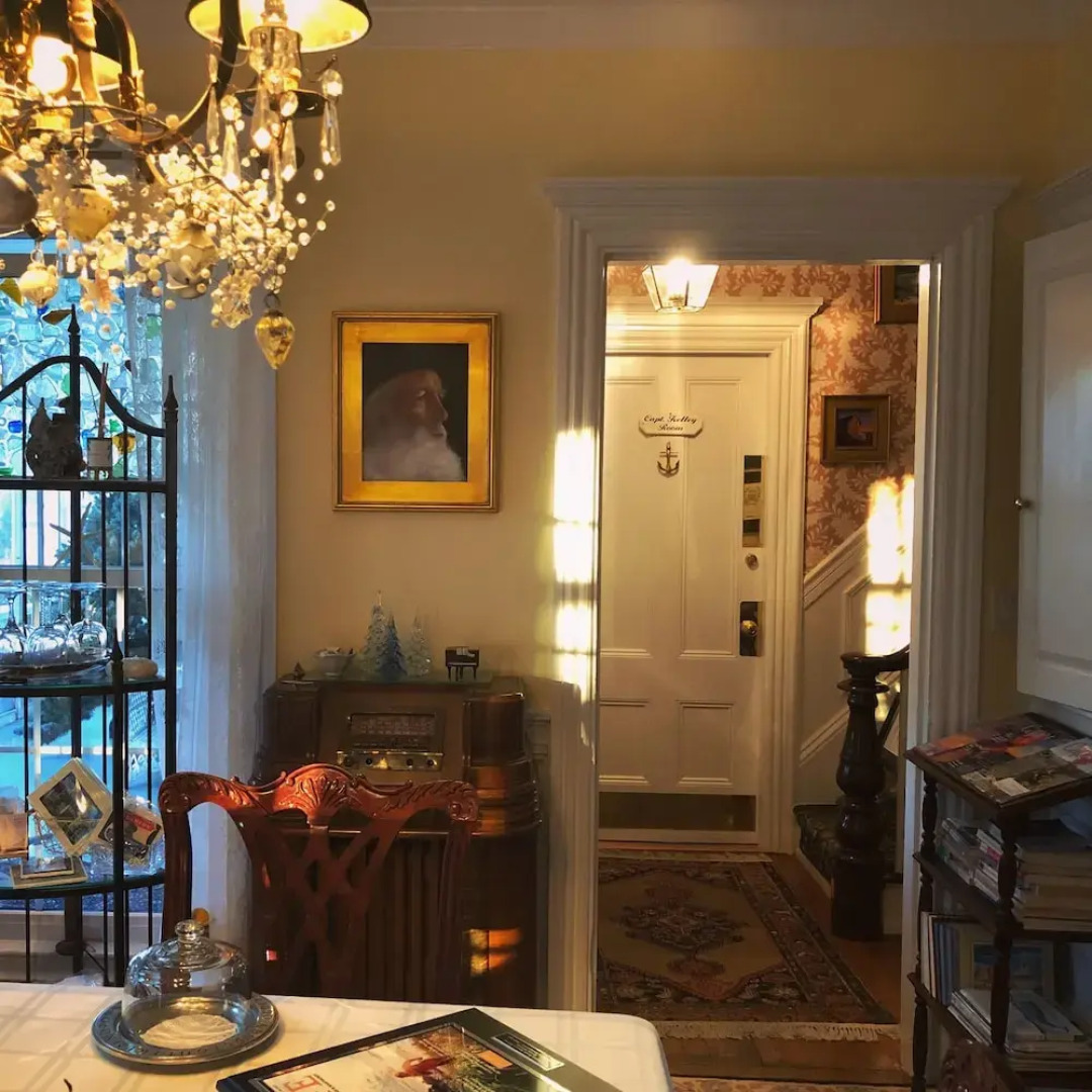 Captain David Kelley House Bed & Breakfast