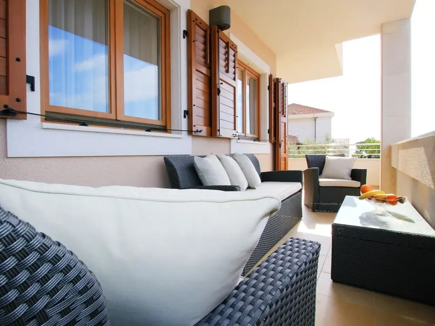 Majestic Villa in Okrug Donji With Swimming Pool