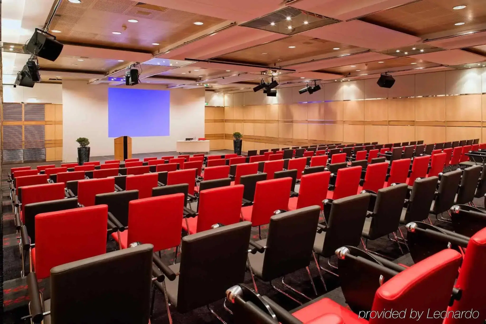 Отель Pullman Paris Centre-Bercy