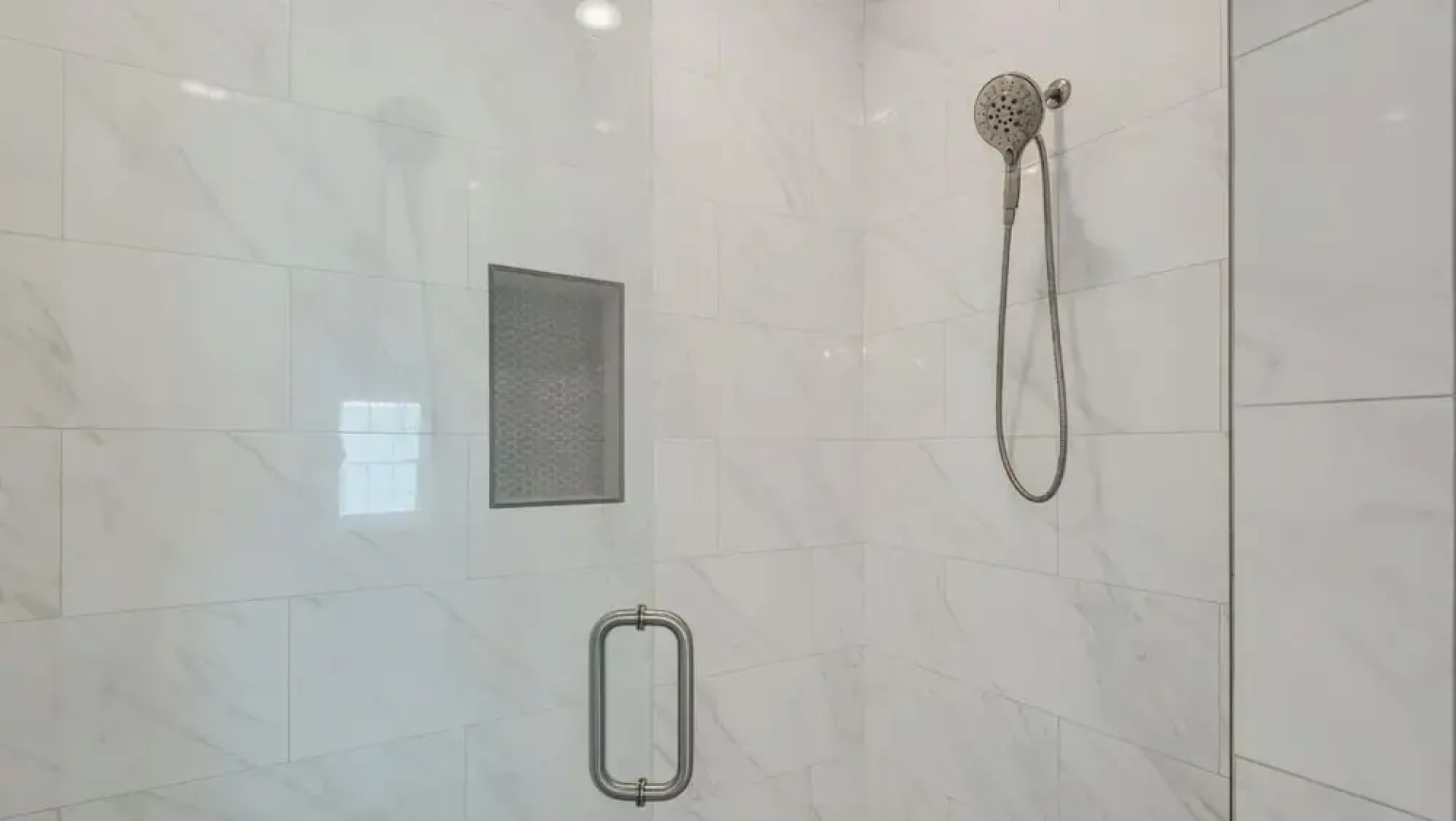 Spacious 4BR With 2 Master Suites, Golf Cart, .3 Miles to Beach - Sleeps 15