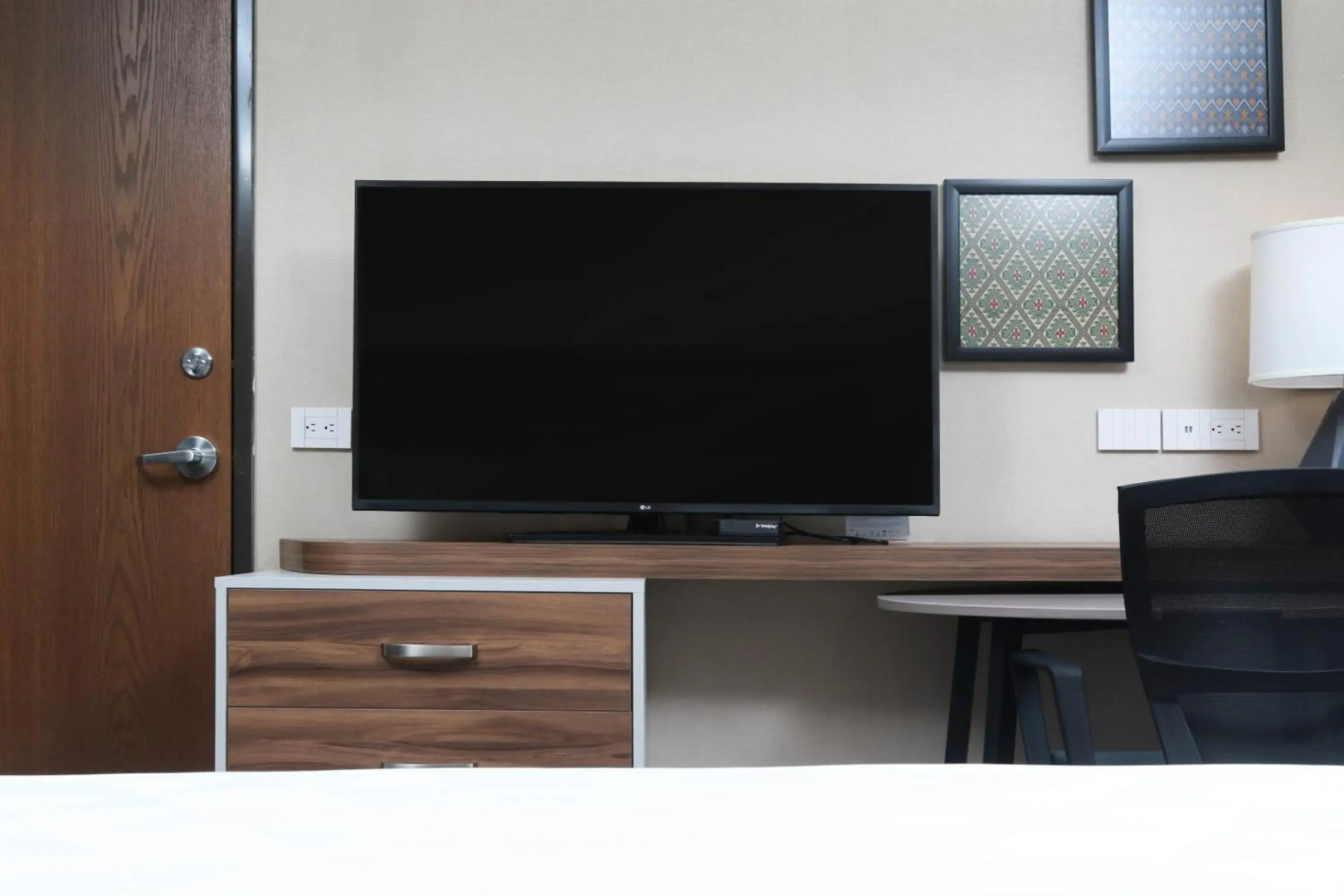 Holiday Inn Hotel and Suites Mexico Felipe Angeles Airport by IHG