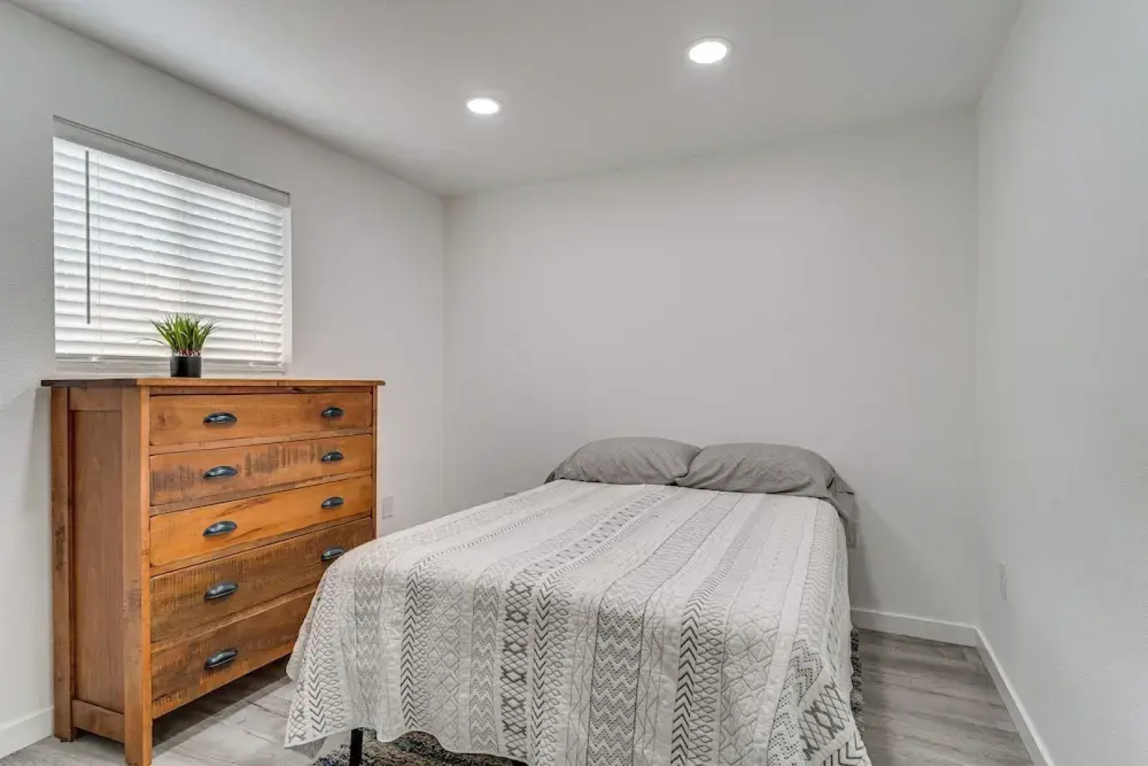 Pet-friendly Home < 1 Mi to Downtown Moses Lake!
