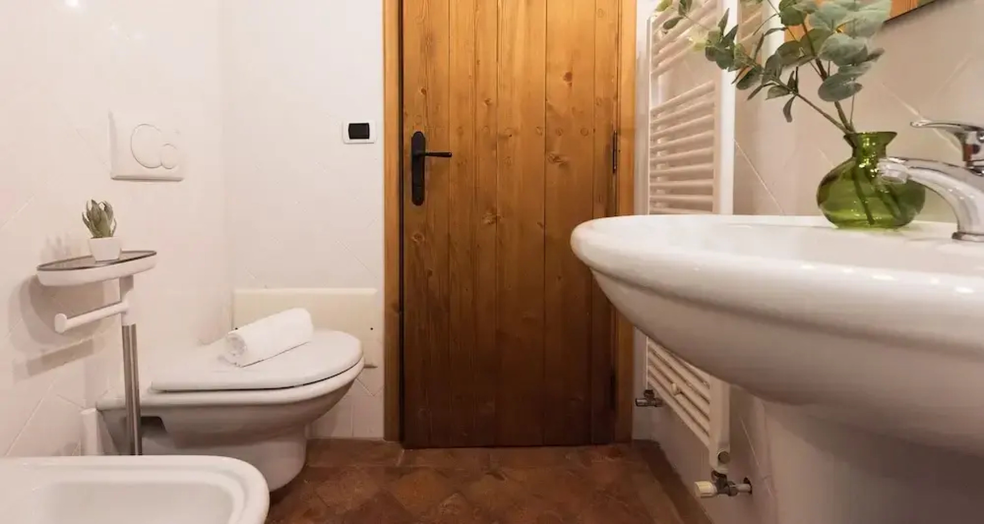 JOIVY Antica Regina del Lago di Como