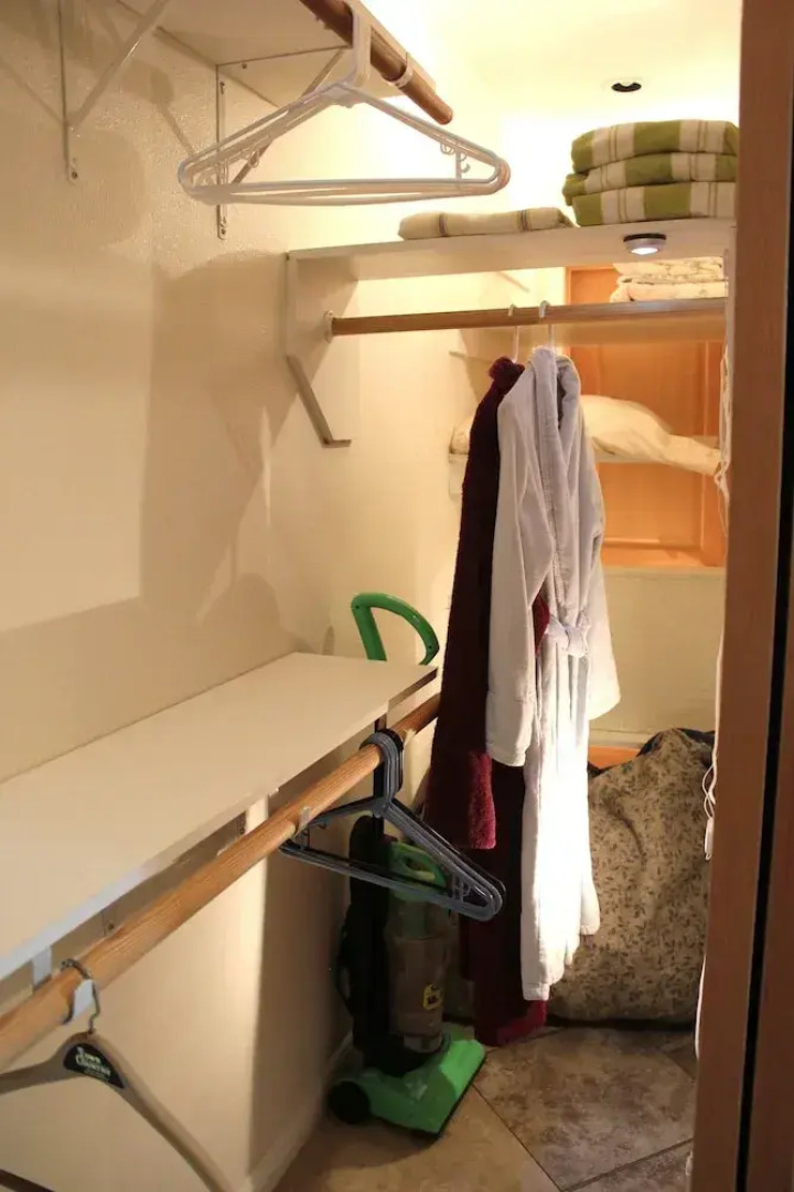 Sandra D's Country Guest House