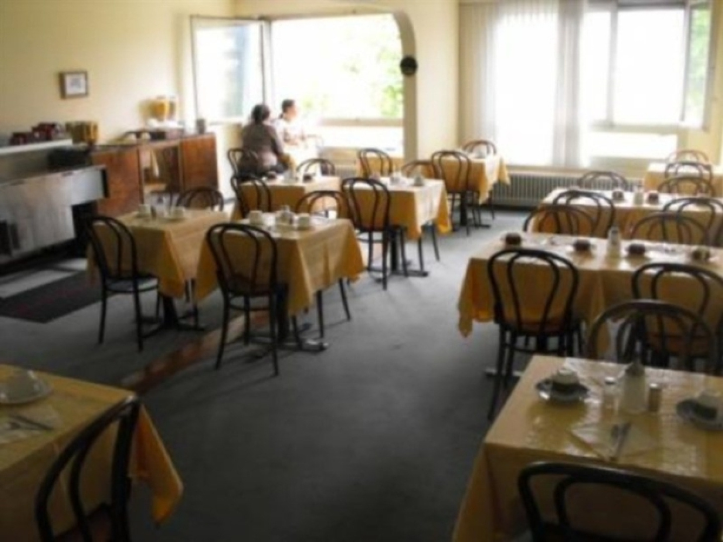 Hotel 33