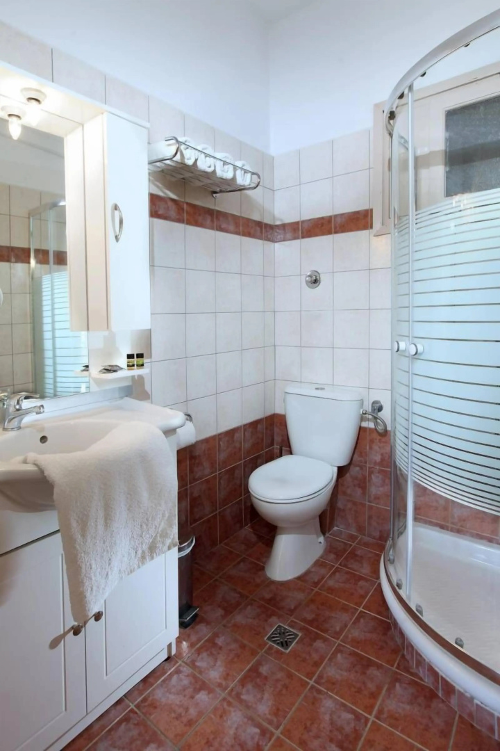 Agnanti Hotel & Apartments