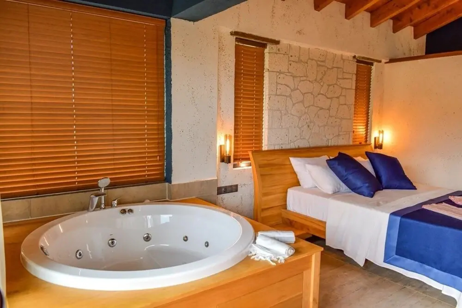 Fethiye'de Ozel Havuzlu Luks Villa Orange