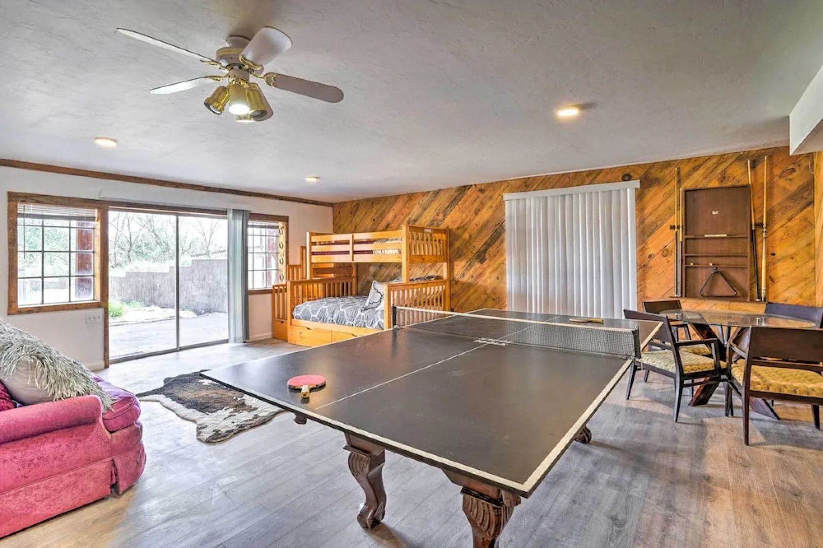 Pet-friendly Chino Valley Cabin w/ Game Room!