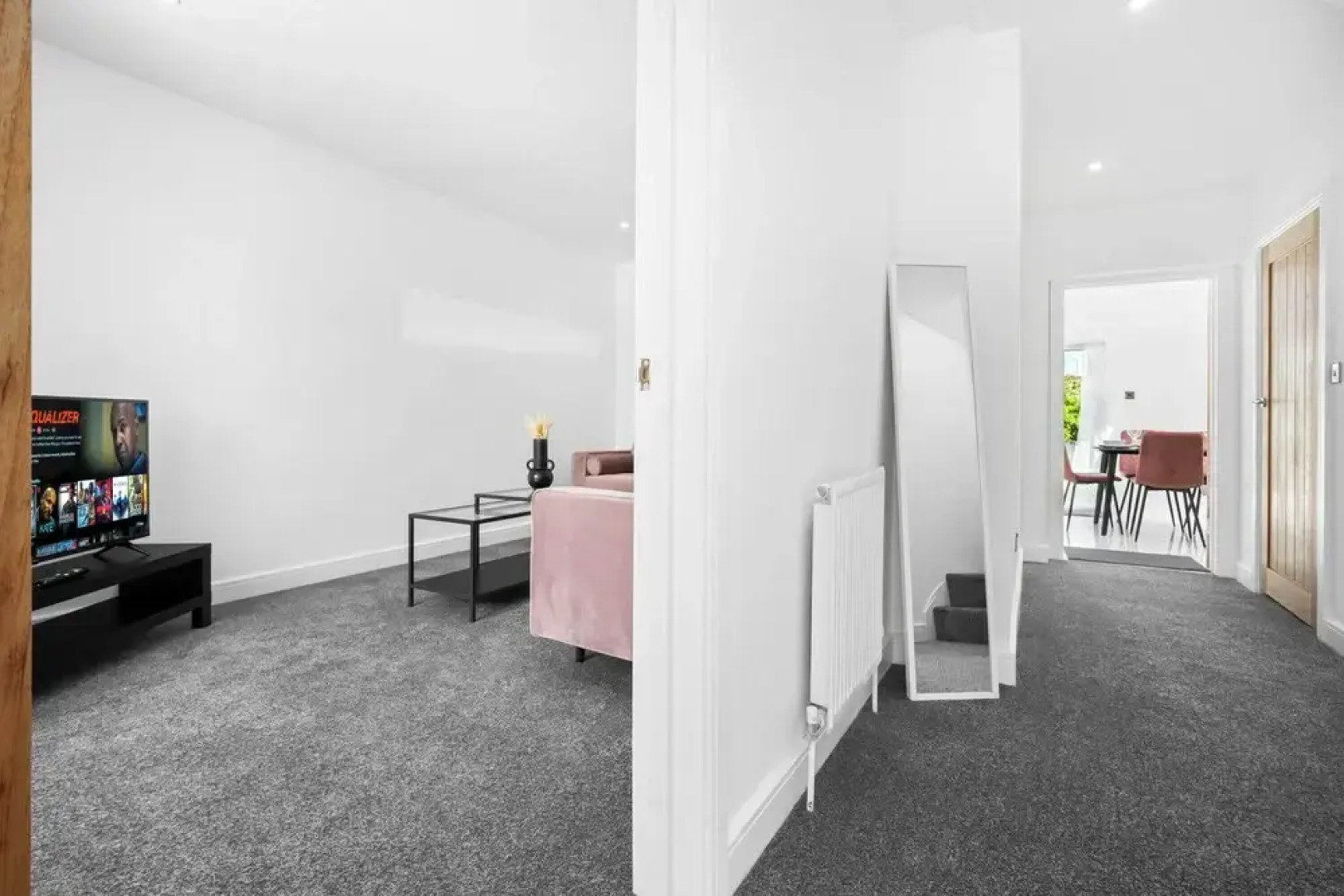 Family/contractors 3 bed House/parking/sleeps 7