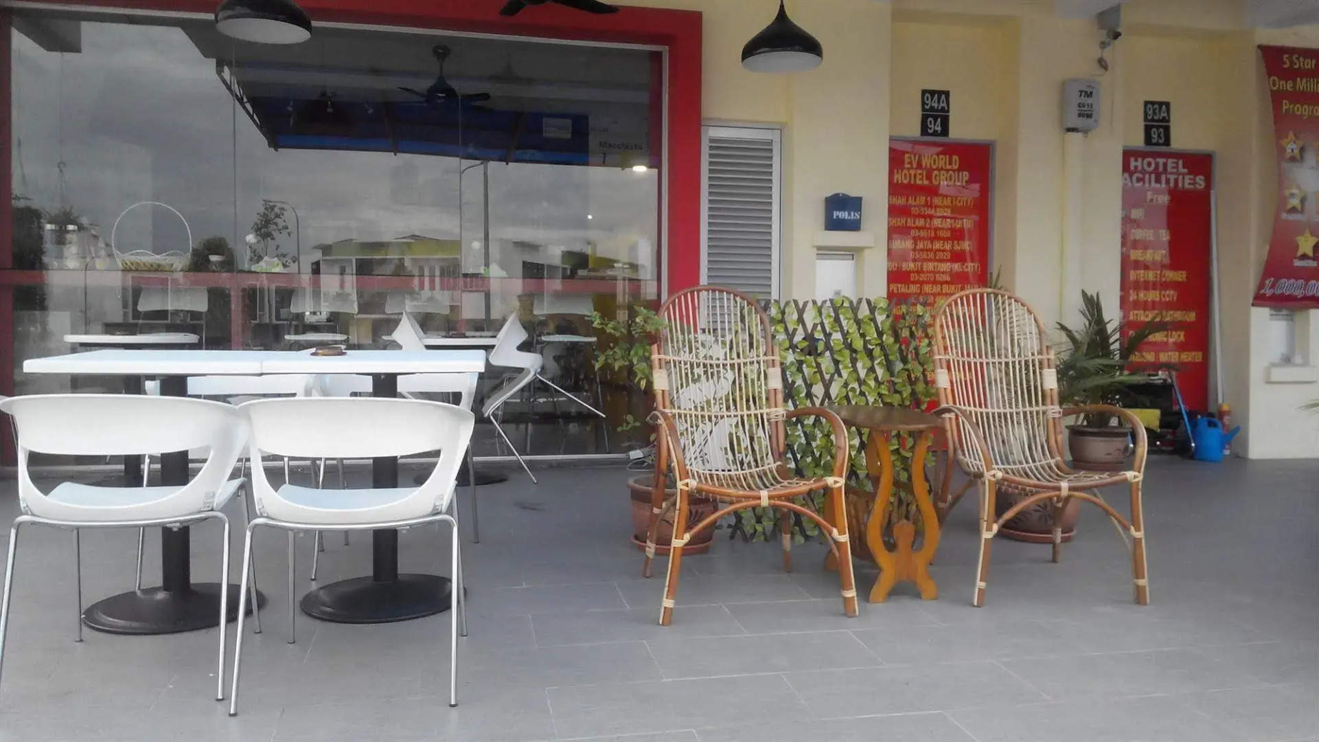 EV World Hotel Enstek near KLIA & KLIA 2