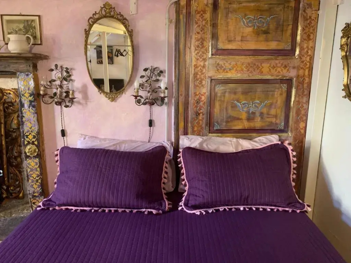 THE SECRET GARDEN ARONA VILLA in Piazza del Popolo 16 Historical Center