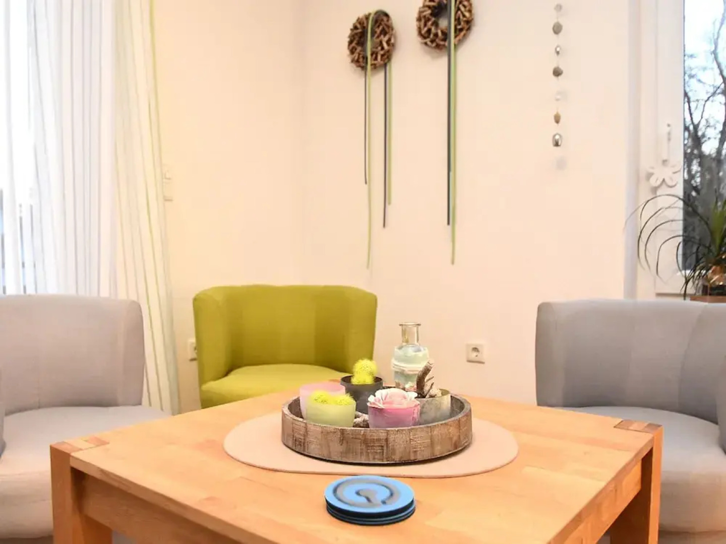 Bright Apartment With Private Balcony and use of Garden in the Weser Uplands