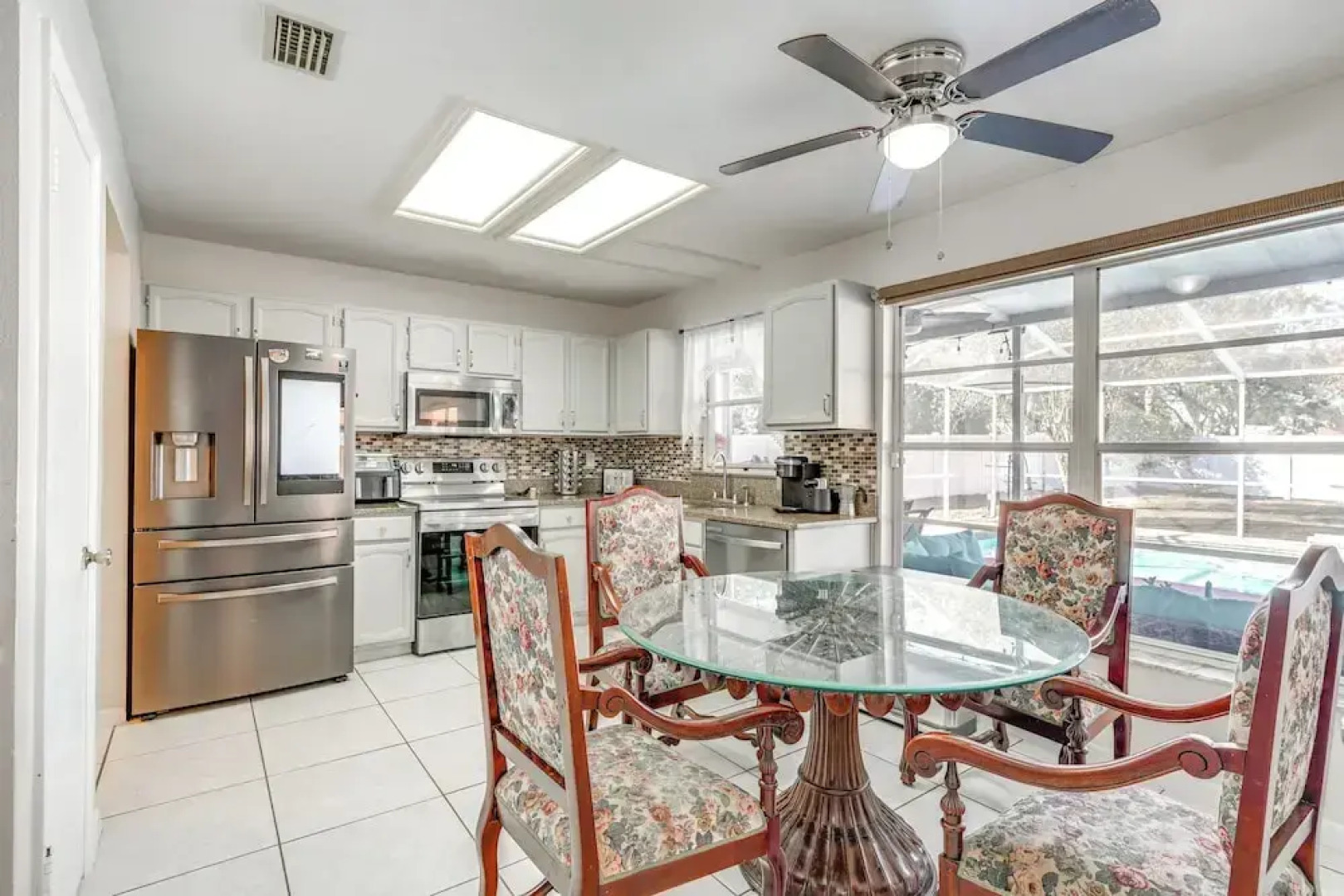 3 Mi to Marina: Riverview Family Home w/ Lanai!