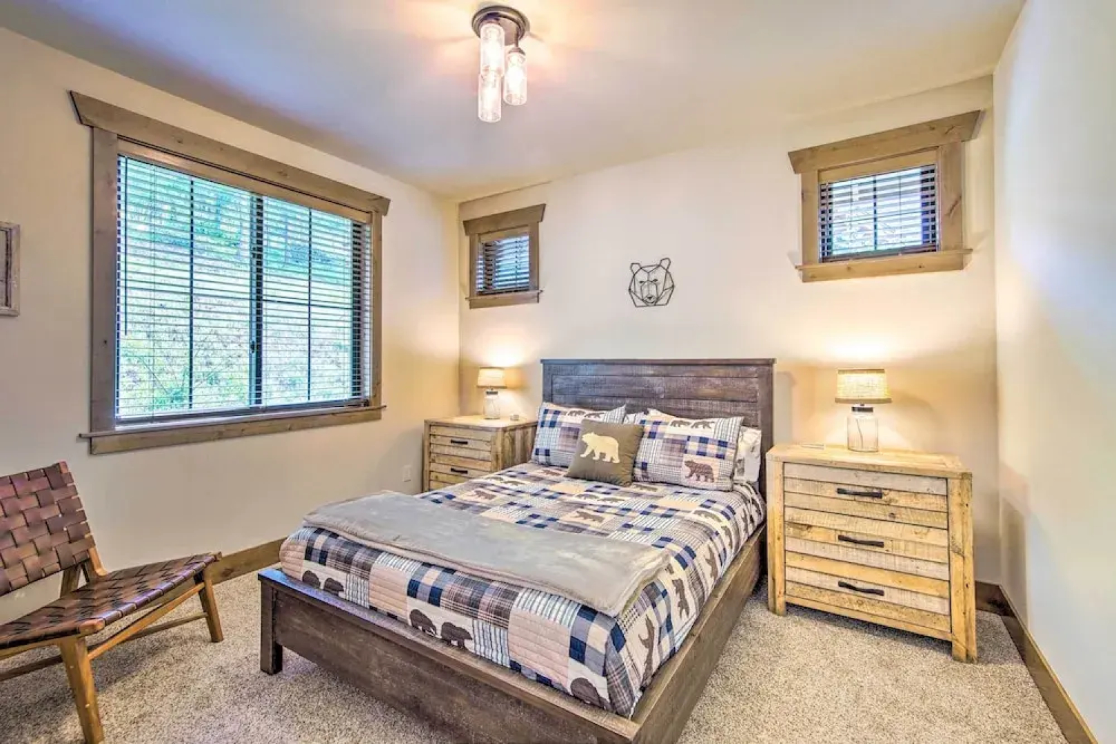 Soak, Night Ski & Explore! Cle Elum Mtn-view Cabin