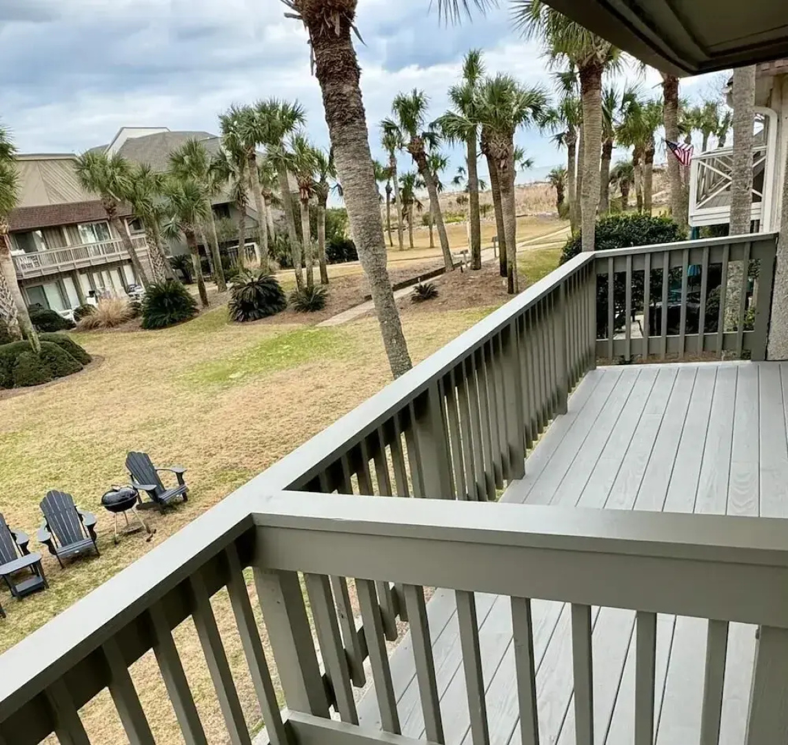 Newly Remodeled Two-story Condo w/ Wifi - Steps From Beach & Dining