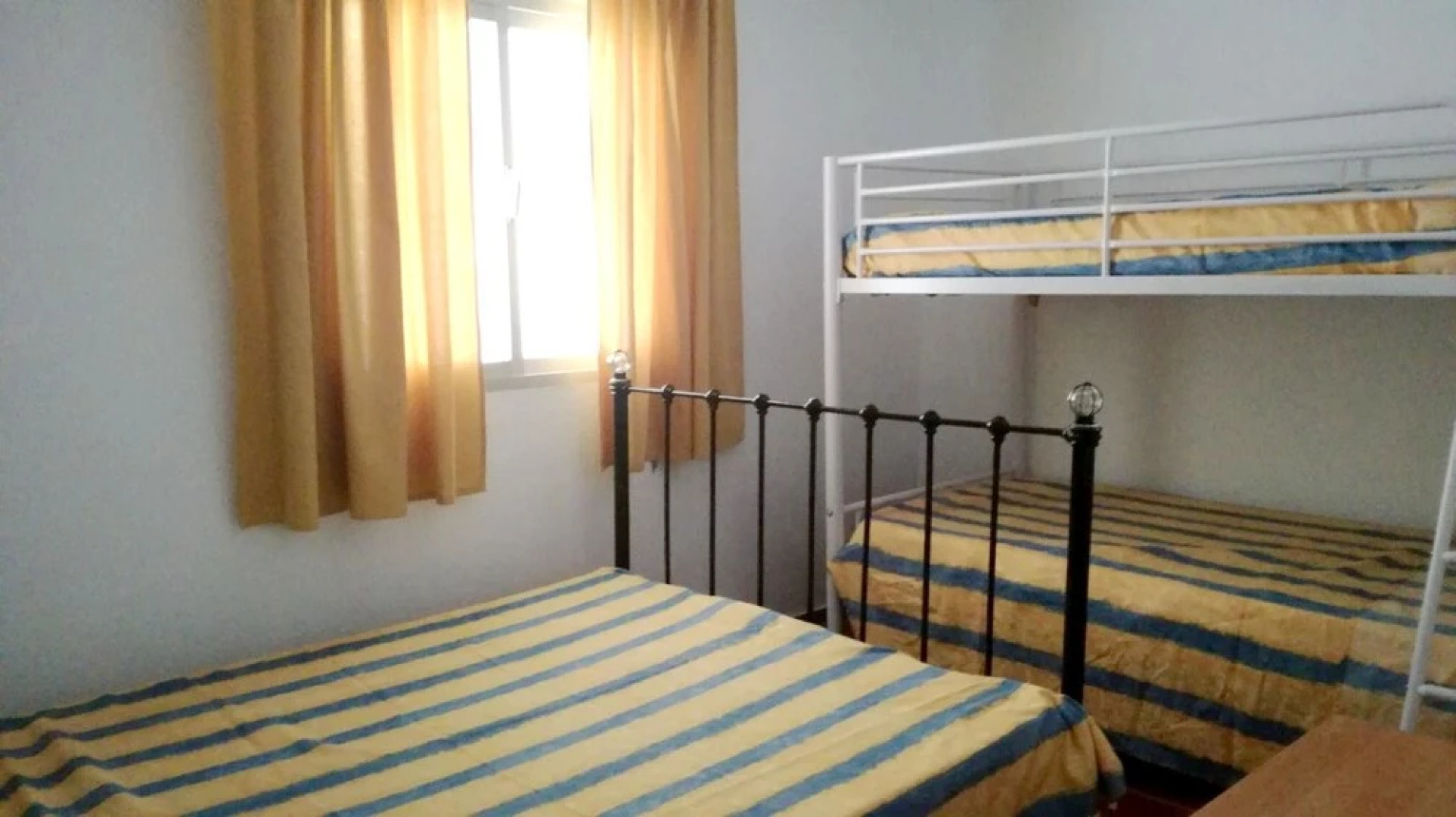 House With 3 Bedrooms in Zalea, With Wonderful City View, Enclosed Gar