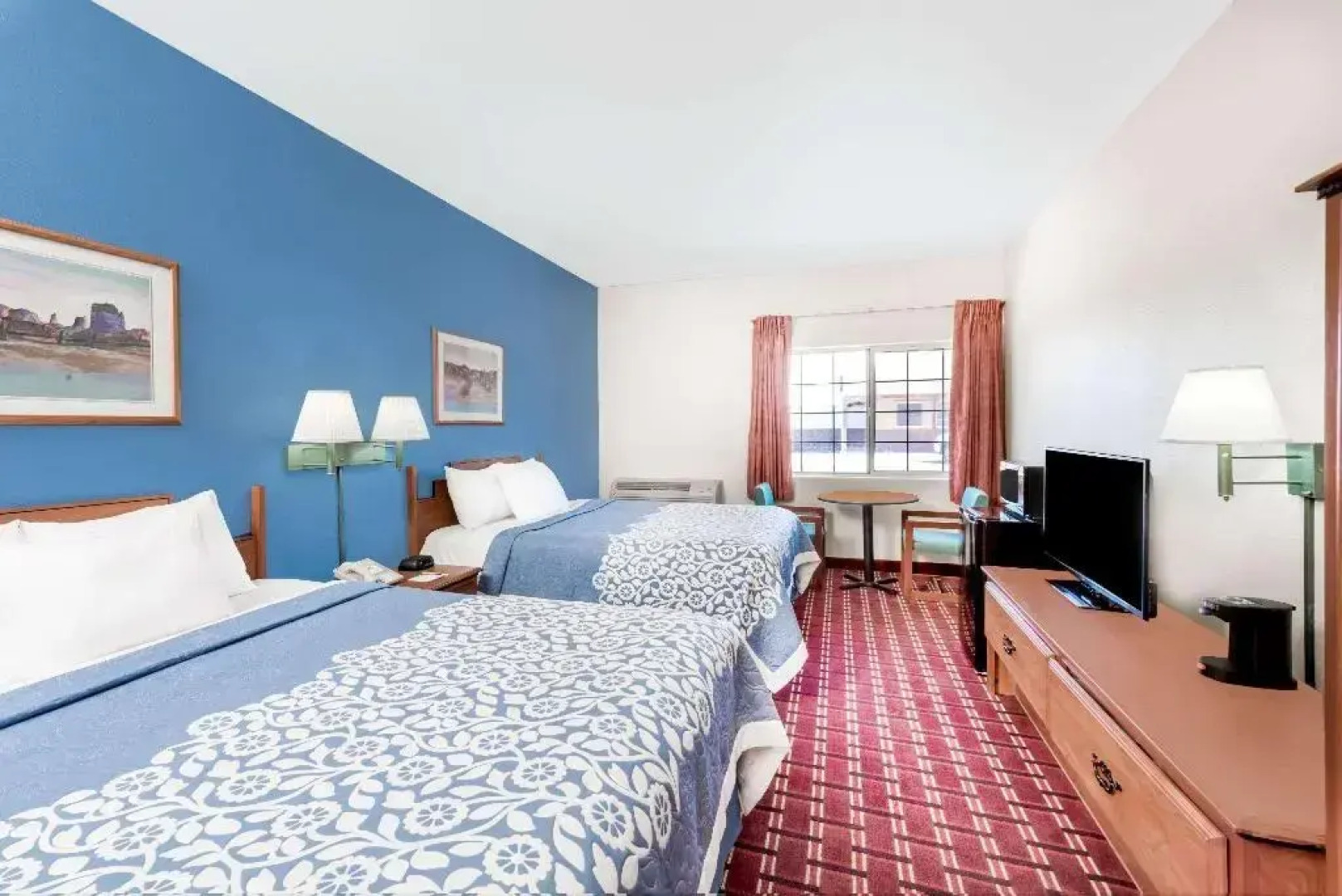 Days Inn and Suites Lordsburg