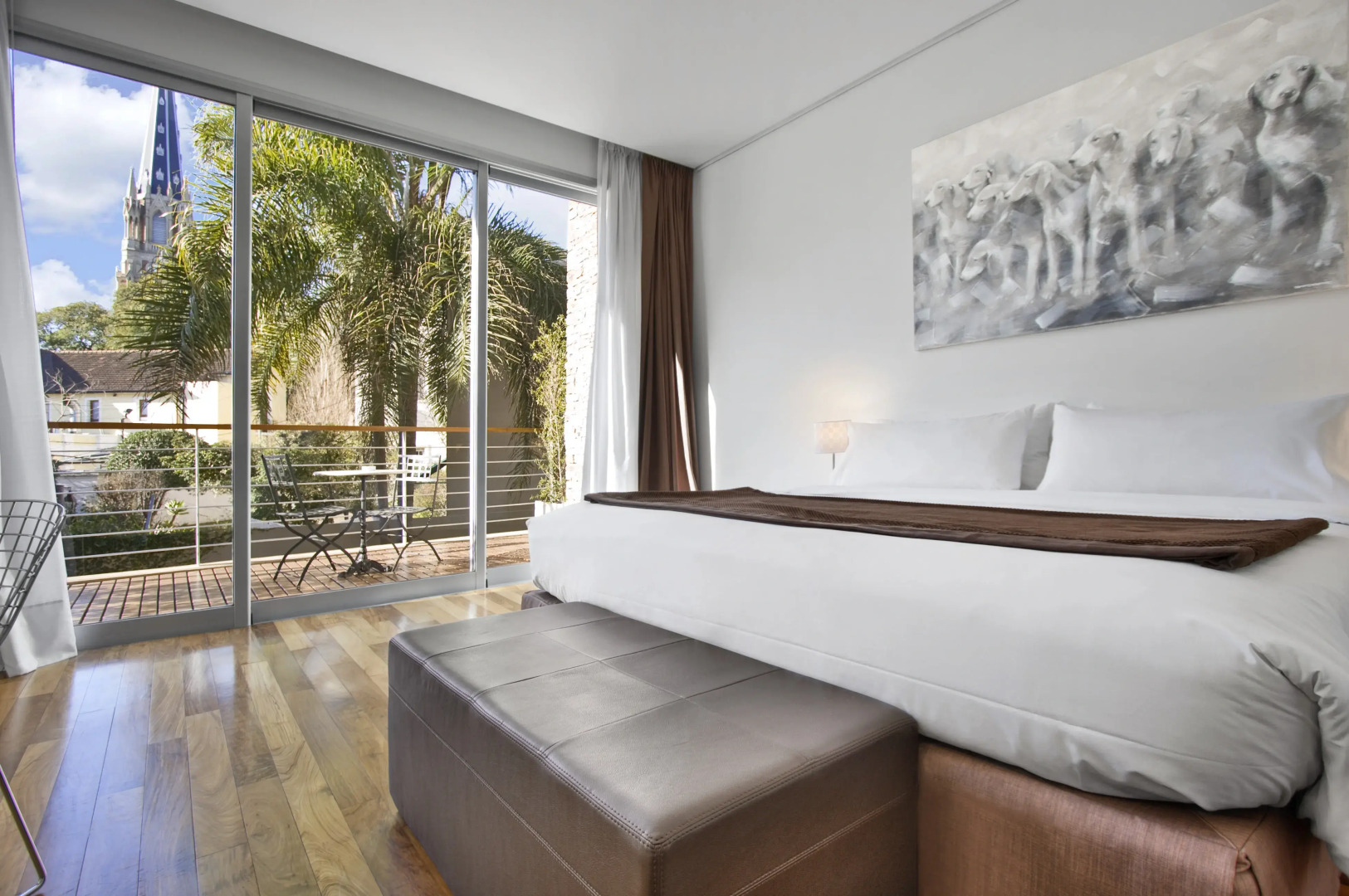 San Isidro Plaza Hotel