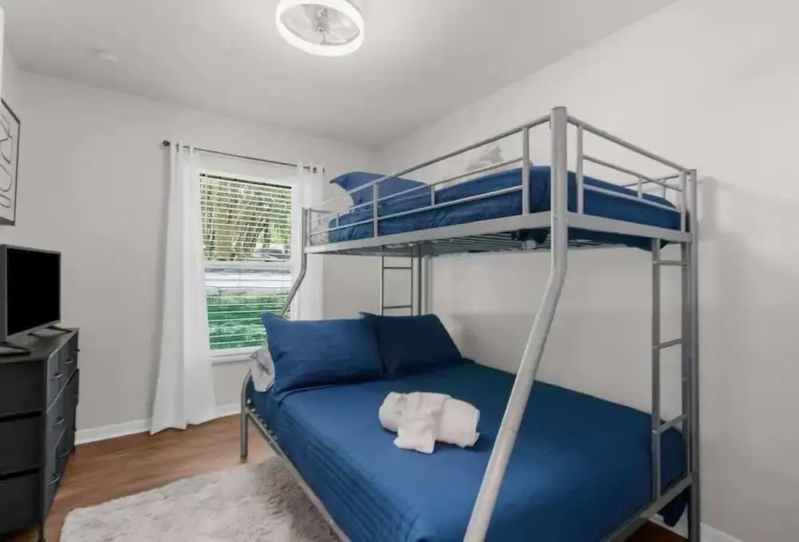 Brooksville Oasis! 3 Bedroom, Heated Pool Home