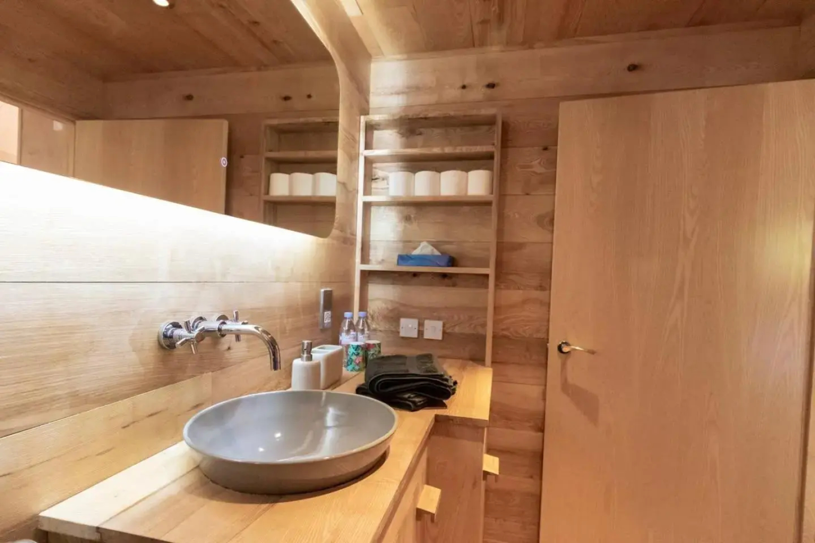 Birdwatcher's Cabin