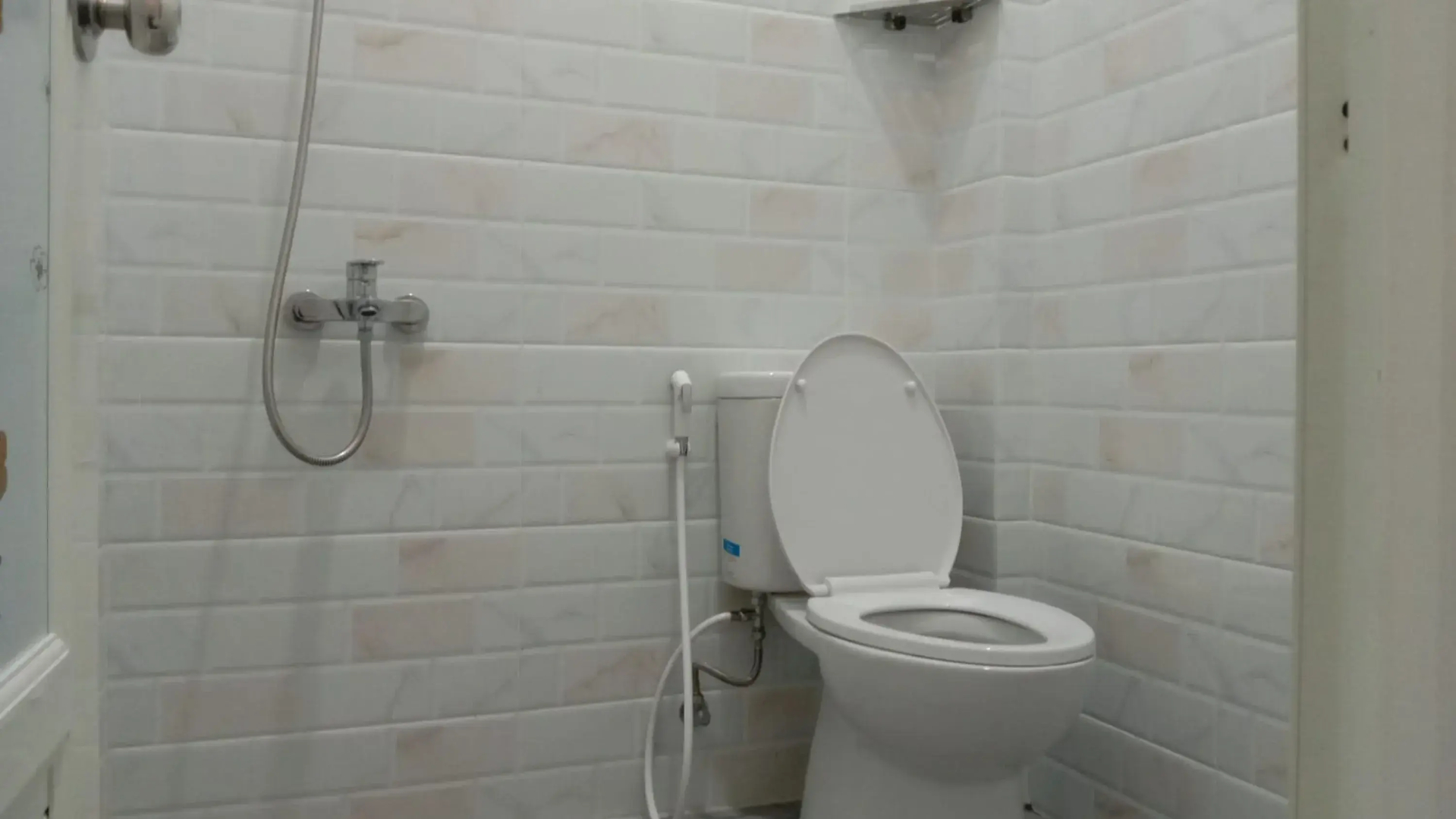 Hotel 78 Parapat Mitra RedDoorz