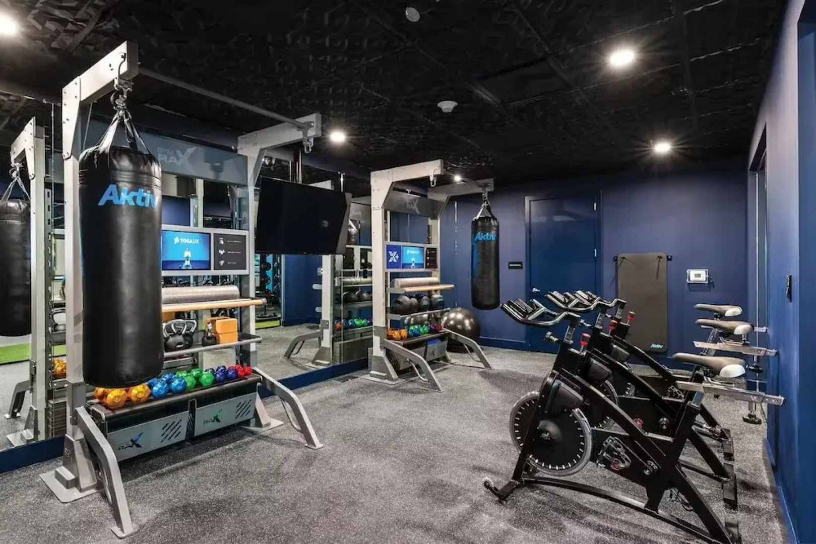 Luxury Apartments by Hyatus White Plains