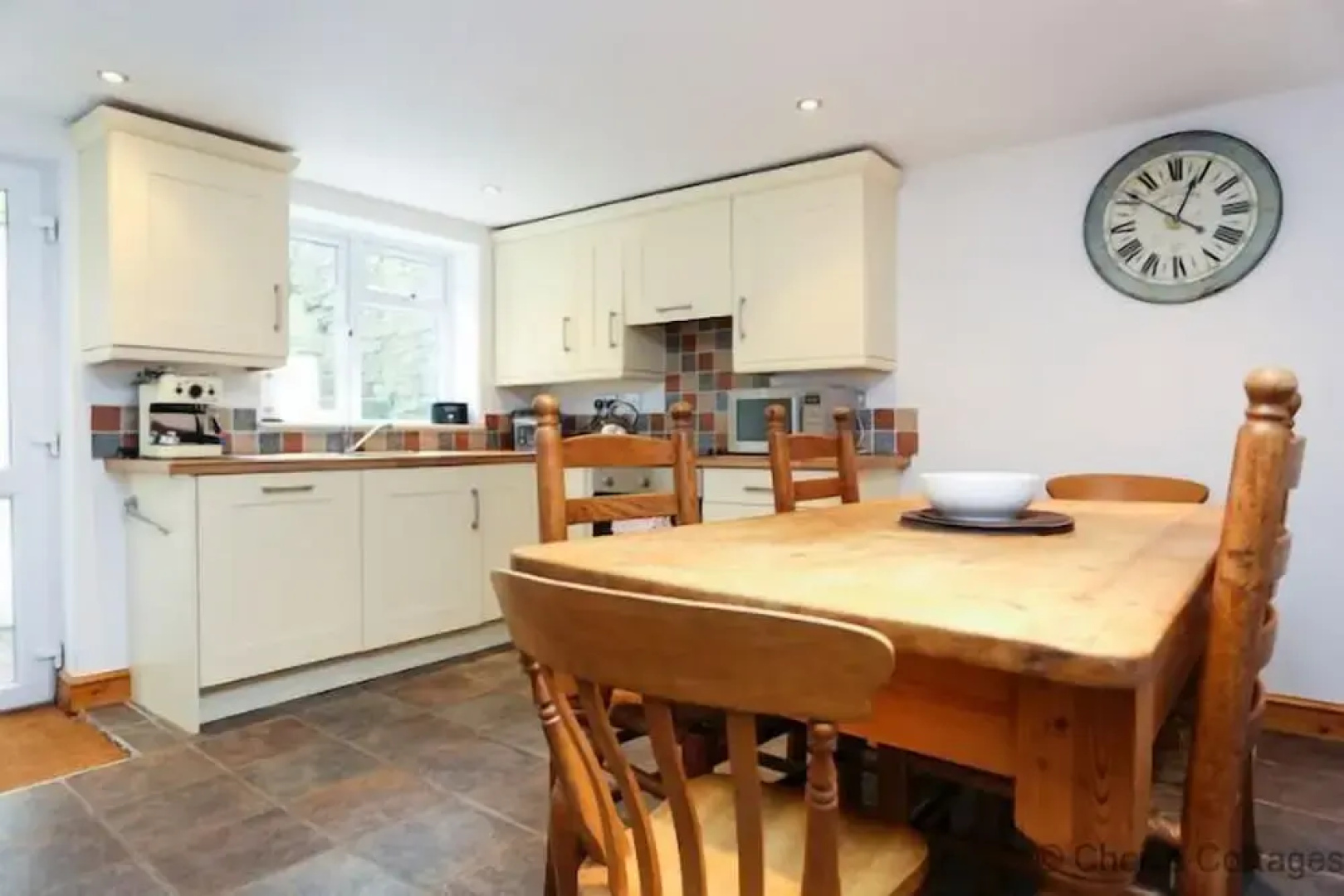 Braunton April Cottage 3 Bedrooms