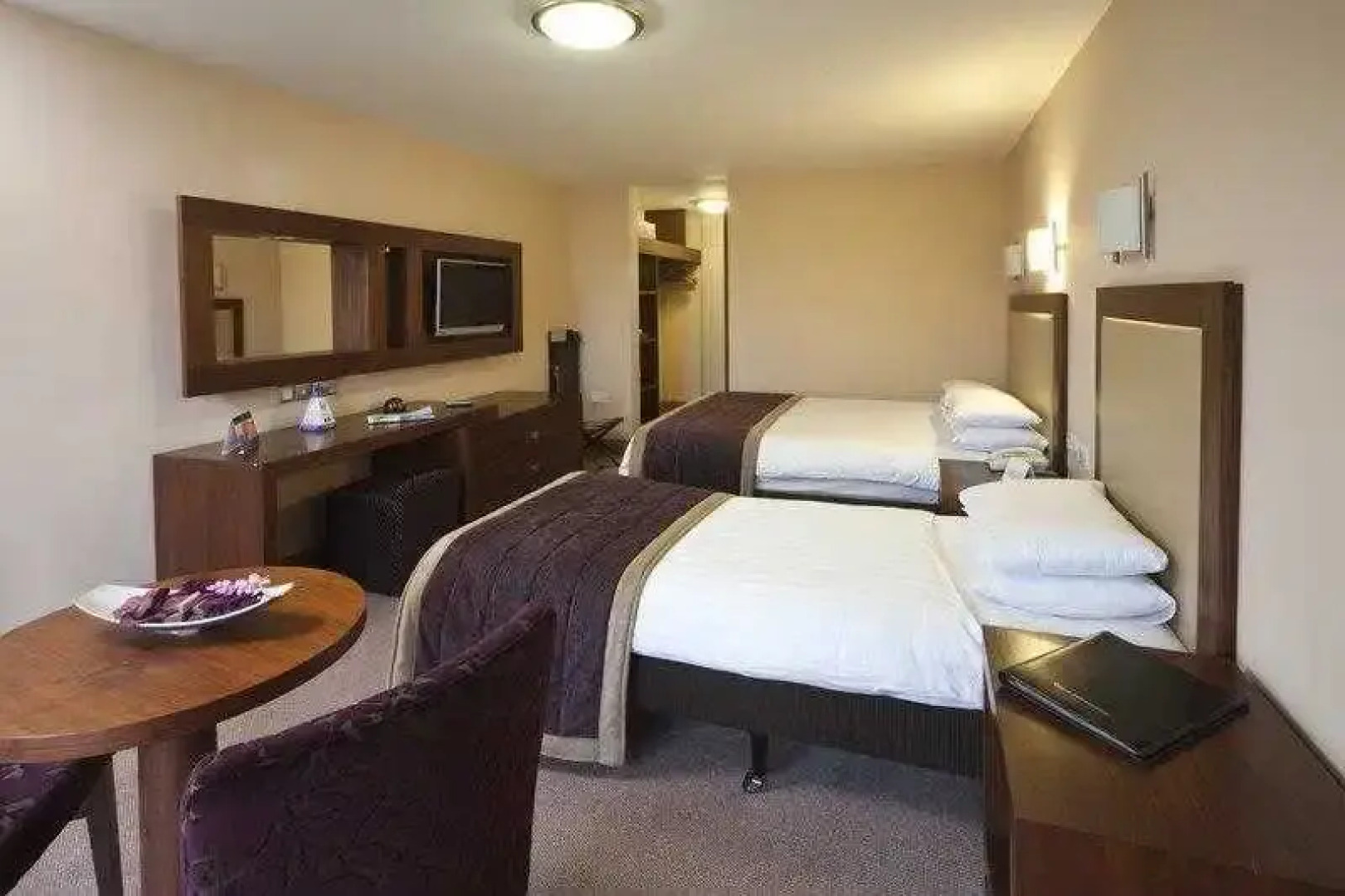 Best Western Plus Westport Woods