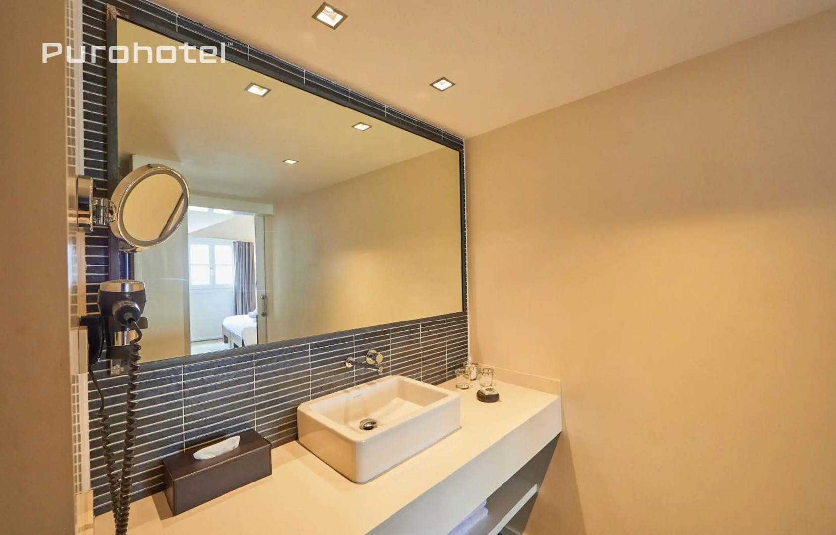 Puro Oasis Urban Hotel