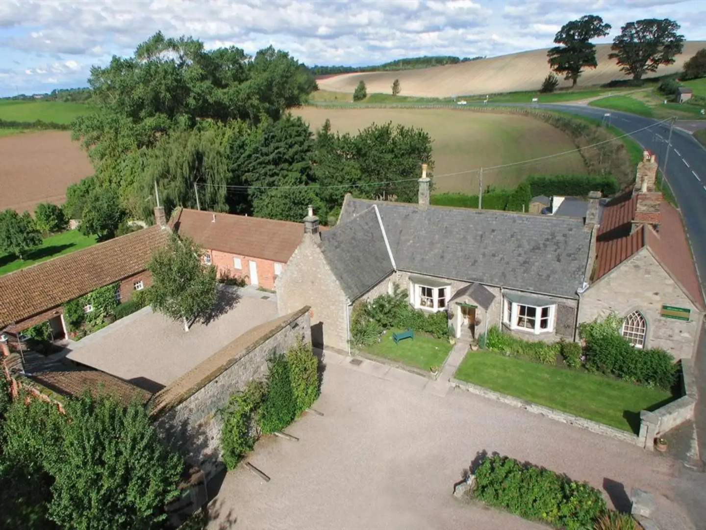 The Coach House Crookham