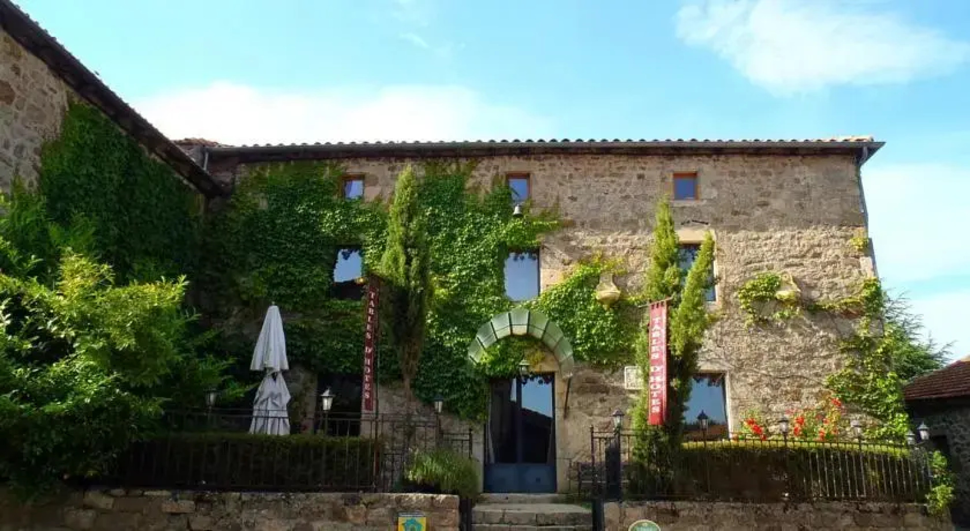 LAncien Couvent de Nozières