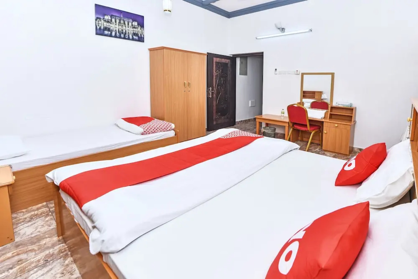 OYO 139 Al Ghadeer Hotel Apartments