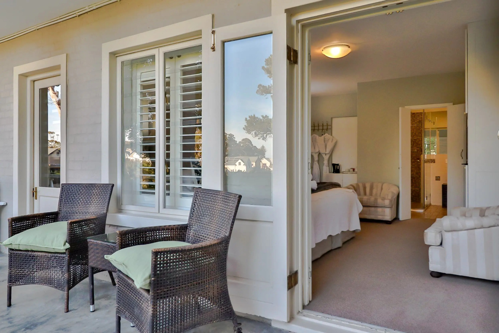 Hermanus Lodge on the Green