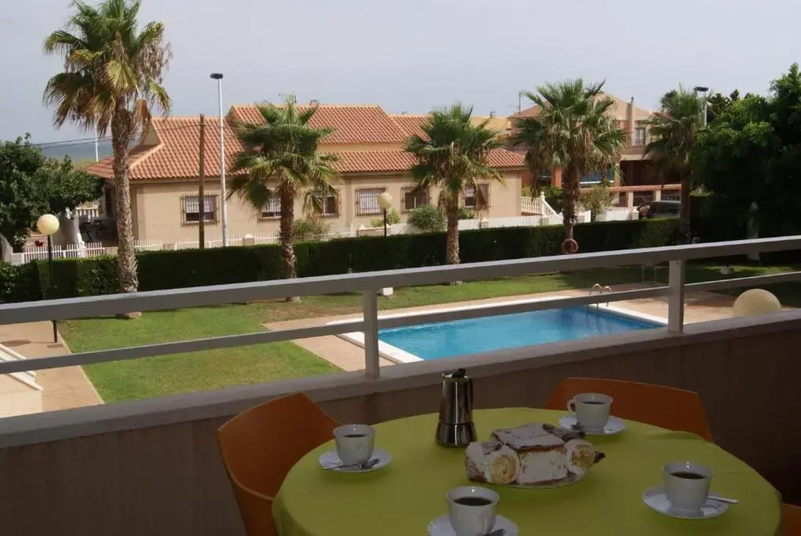 Los Nietos Apartment