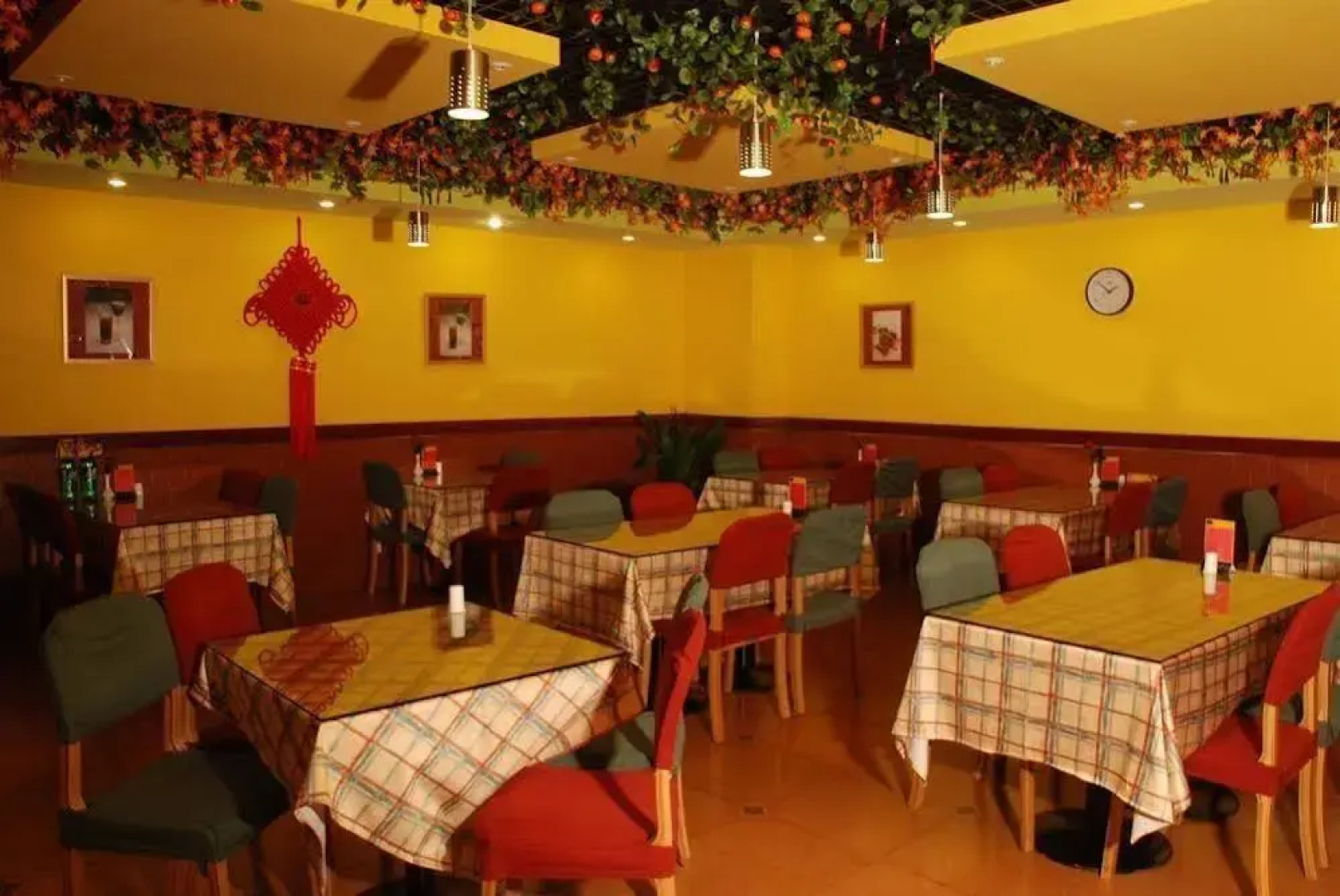 Home Inn Wuhan Jinghan Avenue Dazhi Road Light Rail