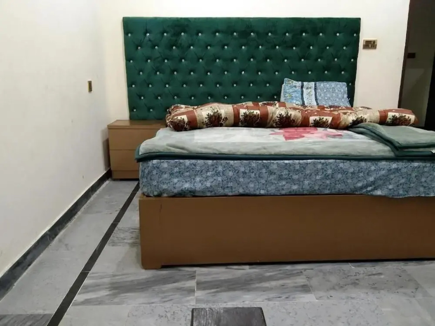 Happy Stay Hotel And Restaurant