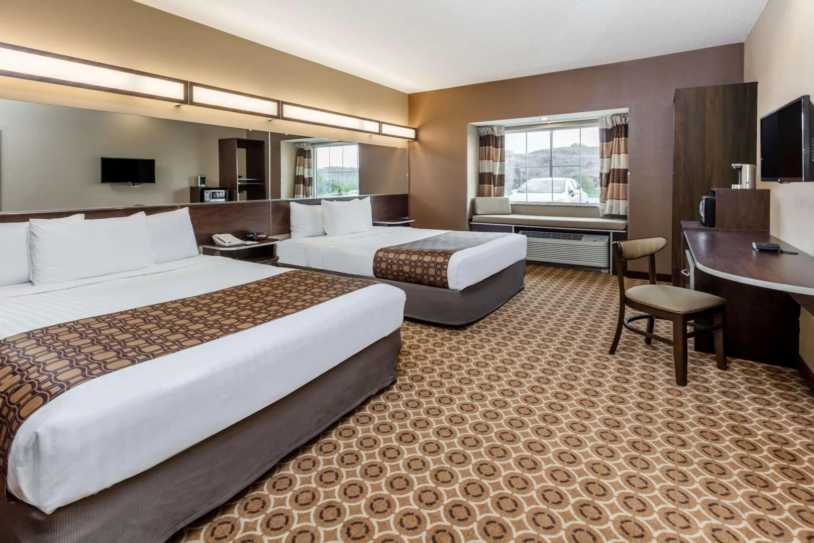 Sleep Inn & Suites Steubenville at the University