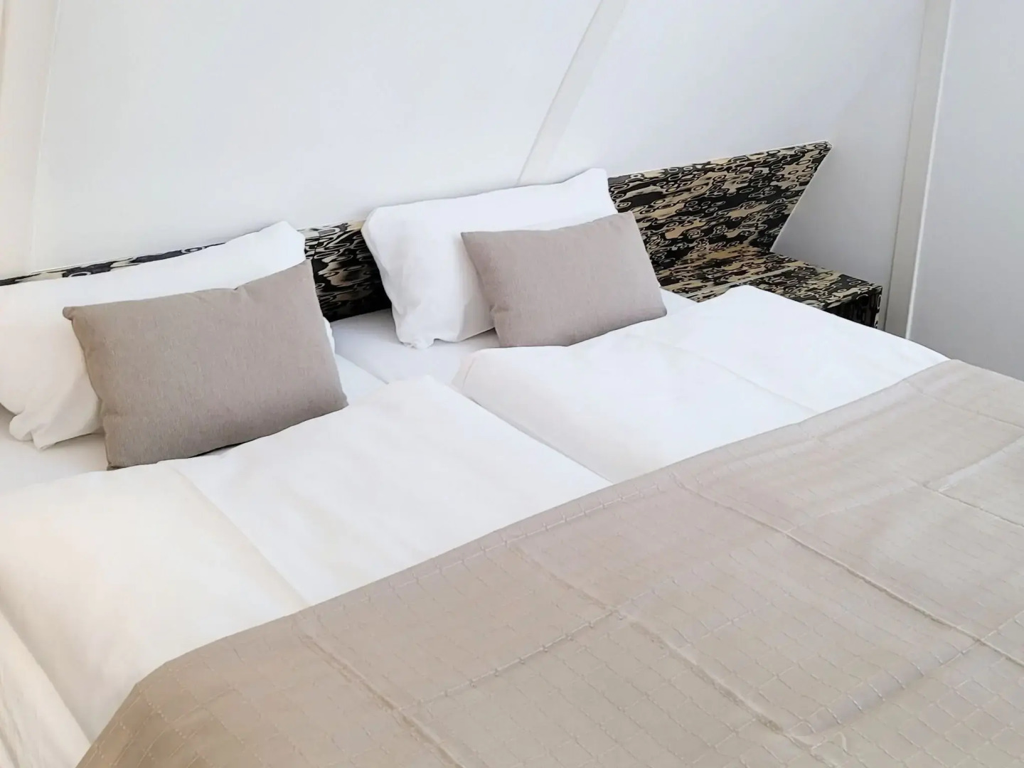 A holiday home in Geierswalde with a roof terrace