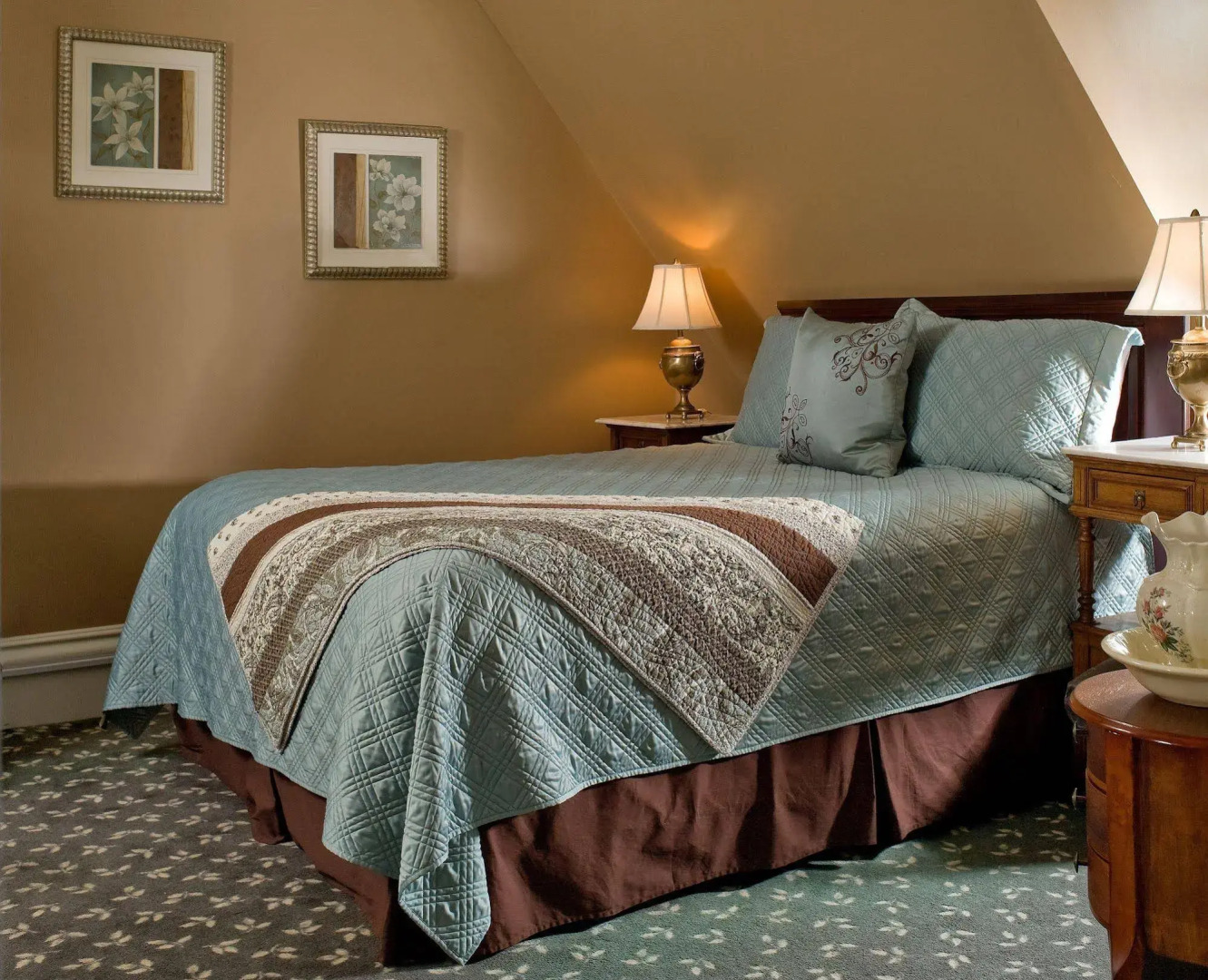 The Kalamazoo House Downtown Hotel & Suites